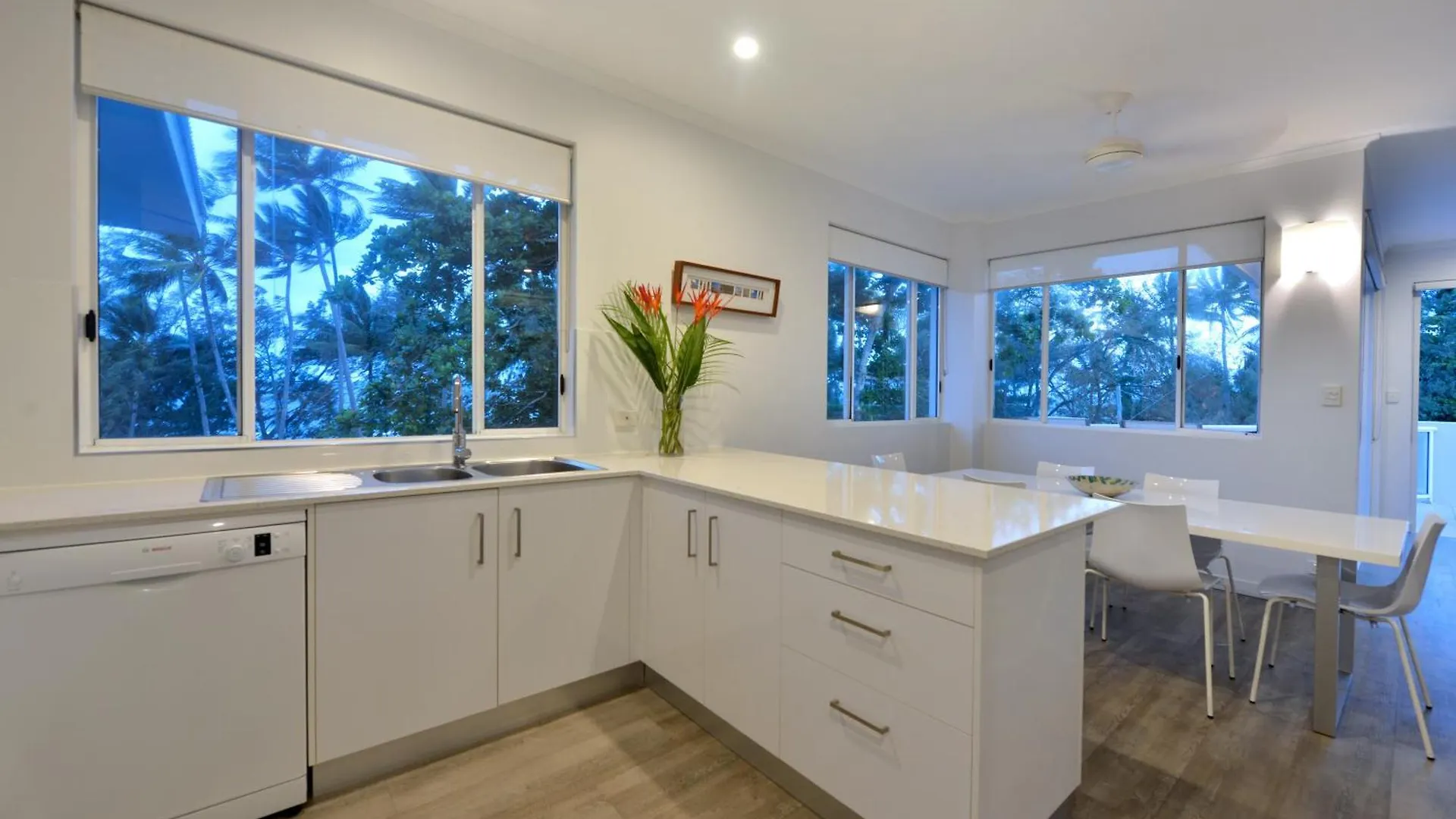 Beaches Holiday Apartments - Official Onsite Reception & Check In Port Douglas Aparthotel