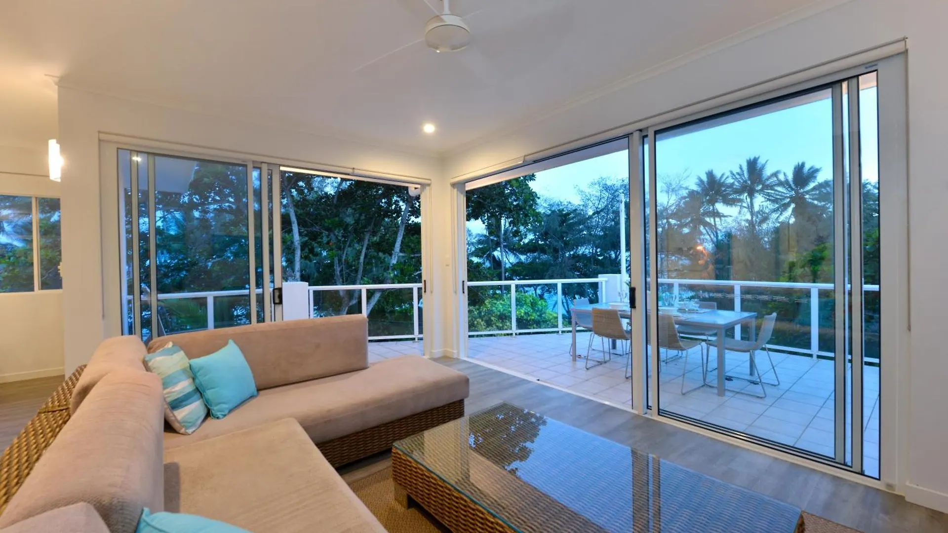 Beaches Holiday Apartments - Official Onsite Reception & Check In Port Douglas Aparthotel