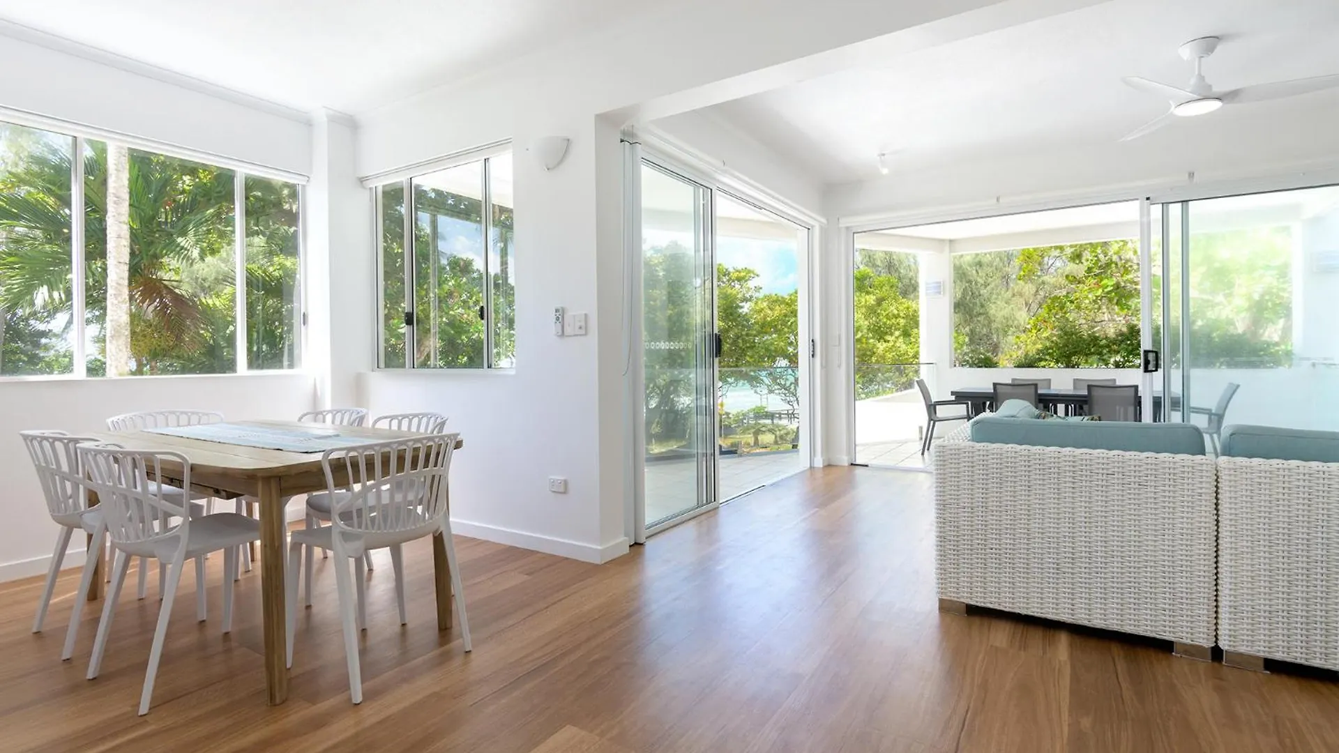 Aparthotel Beaches Holiday Apartments - Official Onsite Reception & Check In Port Douglas