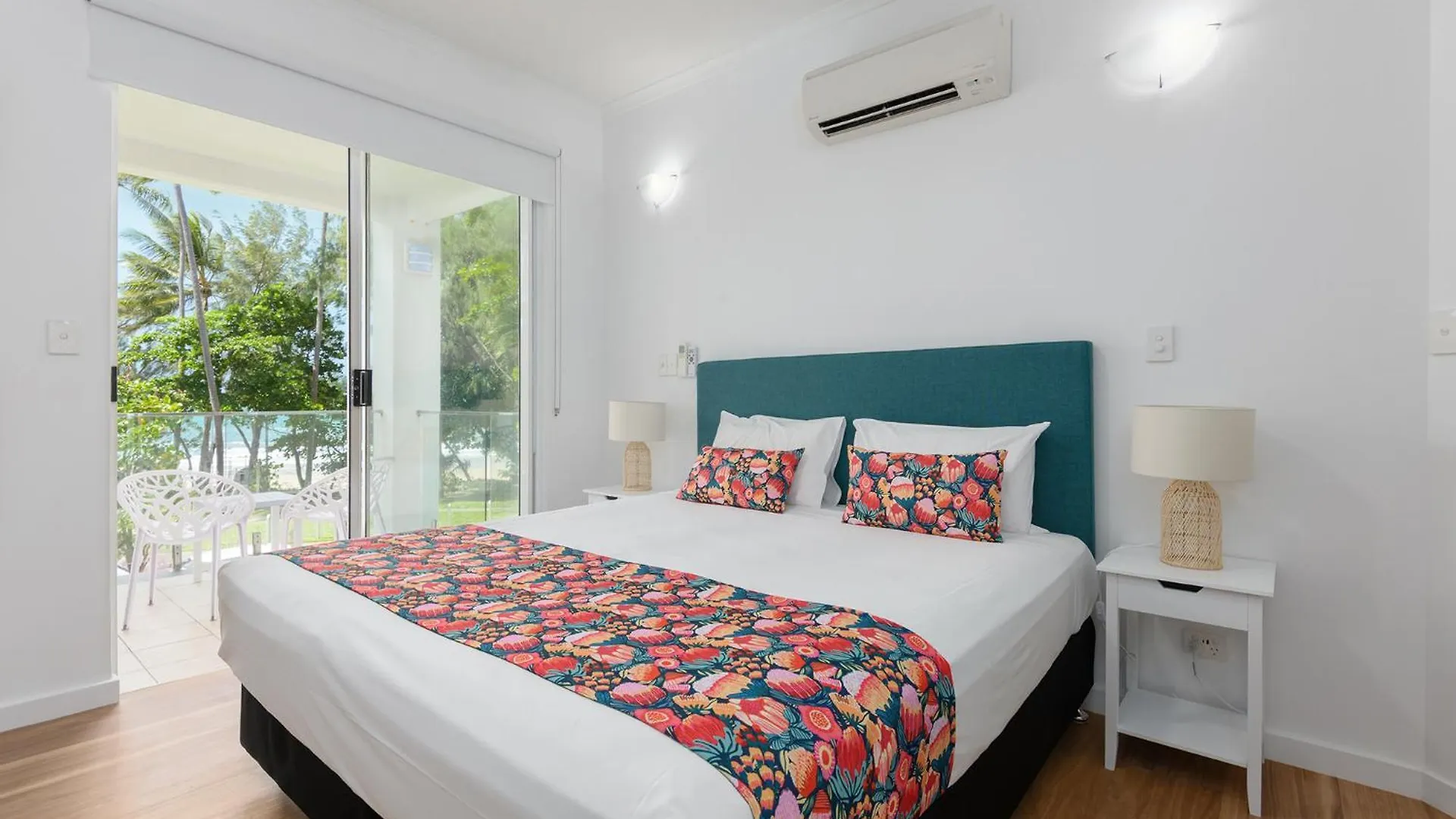 Aparthotel Beaches Holiday Apartments - Official Onsite Reception & Check In Port Douglas